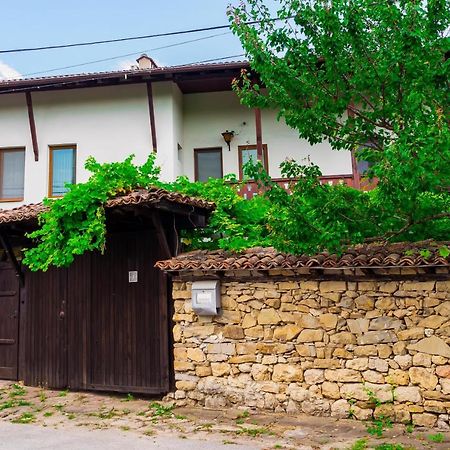 Guest House Geranium Arbanasi Exteriér fotografie