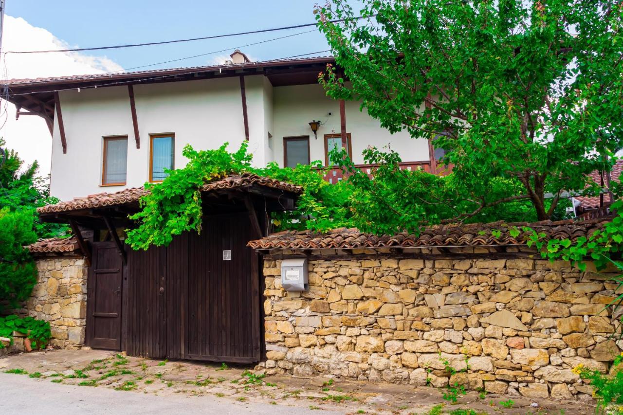 Guest House Geranium Arbanasi Exteriér fotografie