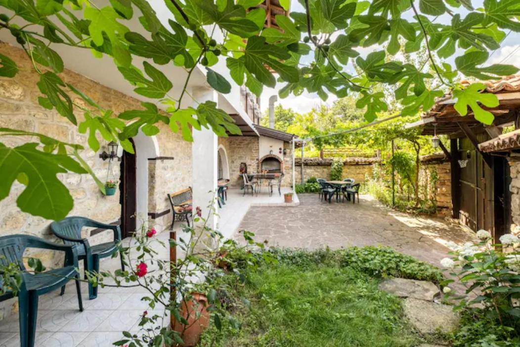 Guest House Geranium Arbanasi Exteriér fotografie
